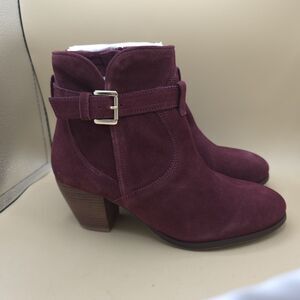 Diba Sleek Buckle Ankle Bootie Side Zipper Block Heel Burgundy Womens SZ US 7.5